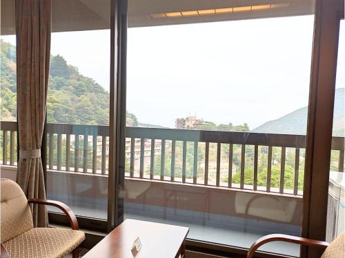 Un paisaje natural cerca del ryokan
