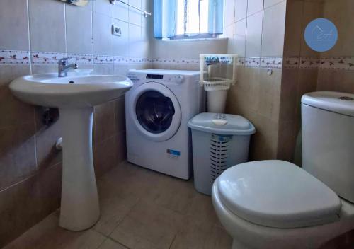 Ένα μπάνιο στο EA Apartments