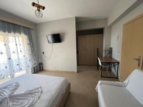 Eljon's Apartment-Cozy Stay in Saranda