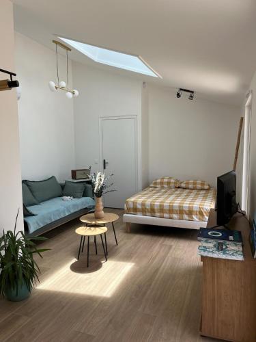 Studio neuf avec Terasse Jardin