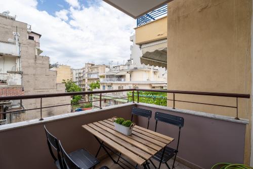 Kosmos Service Apartment Family 4D