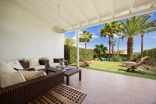 2 storey townhouse with large terrace garden, BBQ and close to the beach, in Elviria, Marbella