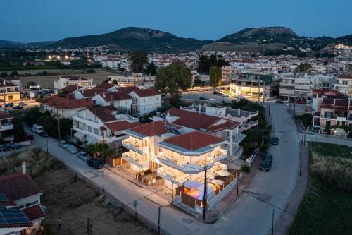 Pantheon Suites Fasianos