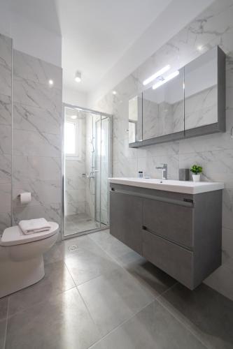 Pantheon Suites Moralis