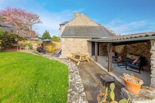 Zahrada ubytování La Baie - Belle maison de charme -Jardin et Parking