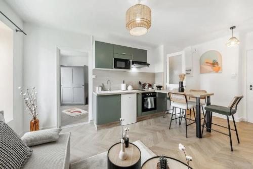 Iliade, bel appartement rénové, centre historique