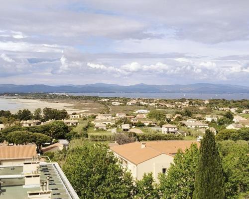 L'Arbanais Appart vue mer, 3 chambres, pkg gratuit