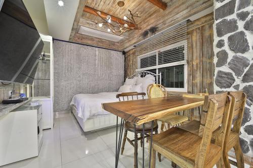 Posezení v ubytování Daegu February Hotel Suseong