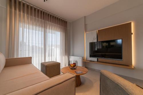 Pantheon Suites Mytaras