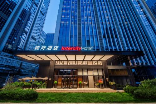 Bangunan di mana terletaknya hotel