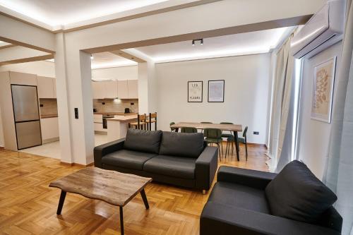 Brand new Athens Museum Apt