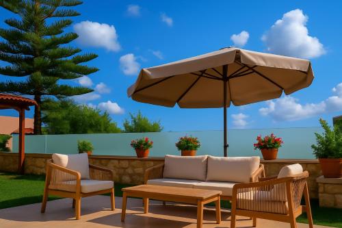 Fotografie z fotogalerie ubytování Harma Villa with Private Pool v destinaci Roúpai