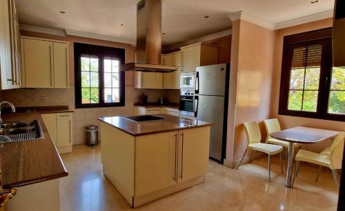 Family friendly villa next to Puerto Banus