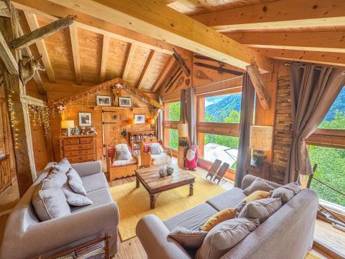 Χώρος καθιστικού στο Chalet St Bernard