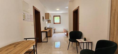 Φωτογραφία από το άλμπουμ του Apartments Dvor by the Krka river σε Rove