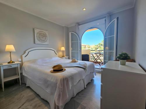Aloha Banús Sea Views by Lica Homes