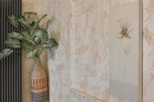 Quirky & Wonky Inn - 4 BD photo 12