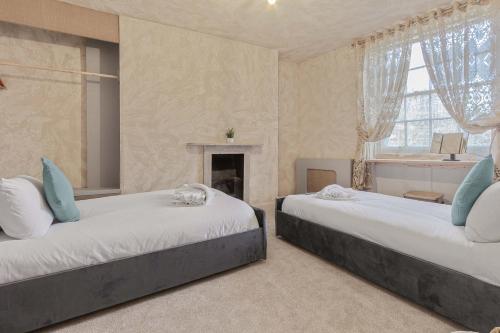 Quirky & Wonky Inn - 4 BD photo 40