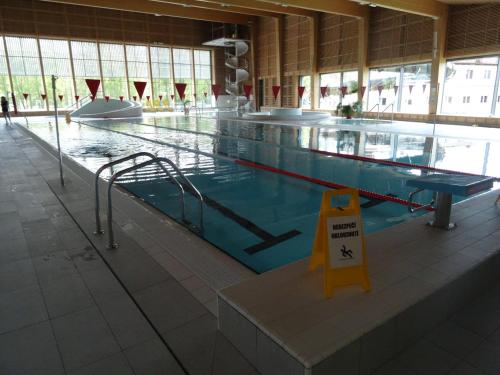 Piscina en o cerca de PrimaByt