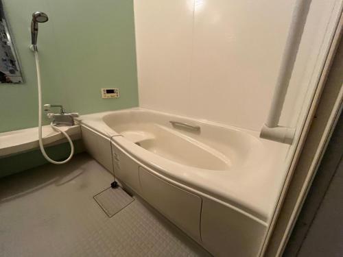 Un baño de 民泊 雪岡庵