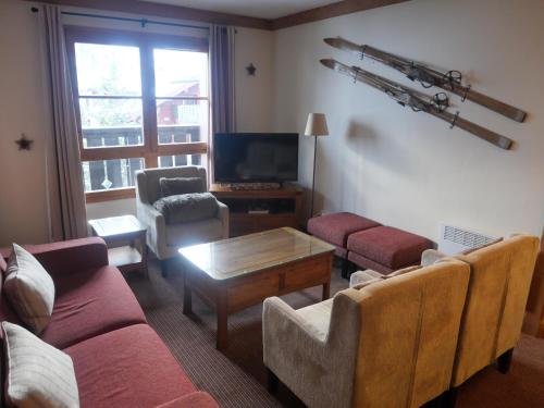 Stunning 3 bed duplex in the heart of Arc 1950 village - sleeps 8