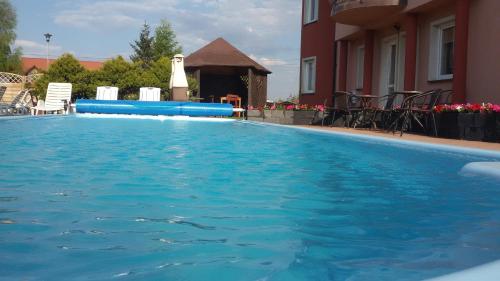 Bazén v ubytování Atlantic aqua resort nebo v jeho okolí
