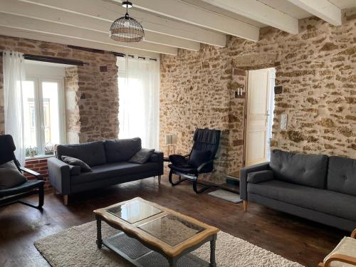 Charmante maison de village 30 min Puy DuFou