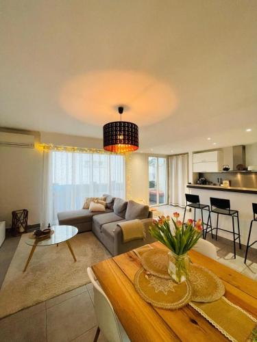 Bel Appartement lumineux avec balcon