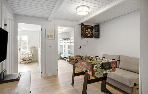 Χώρος καθιστικού στο Gorgeous Home In Lemvig With Sauna