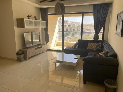 Abdoun is comfortable accommodation and an exceptional location close to the mall