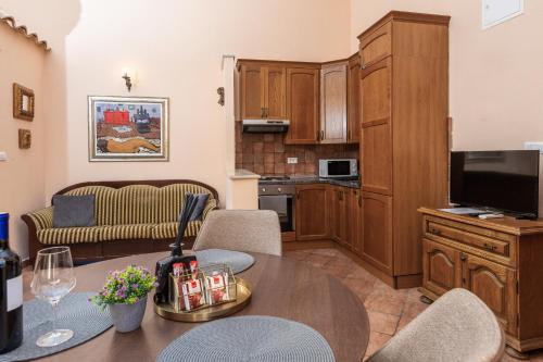 Dapur atau dapur kecil di Amoret Apartments