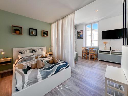 Studio vue sur les Halles de Toulon 2 Couchages