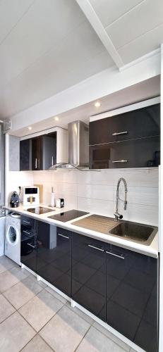 Studio Cabine Vue Port avec parking privé