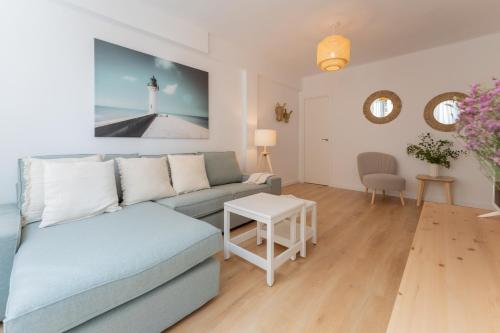 Malaga Lux Oasis - Modern 3BR, Fast WiFi, SmartTV