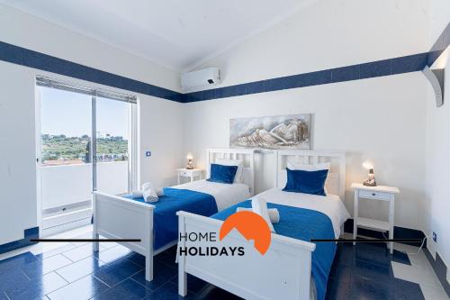 #248 Villa Loureira 54 by Home Holidays