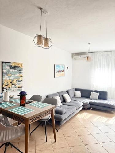 Emar Apartment - Sea view