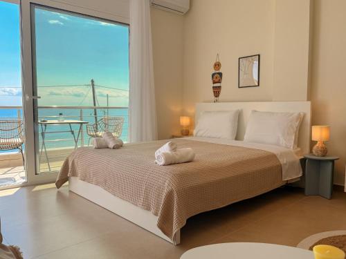 Above The Sea Luxury Apartment
