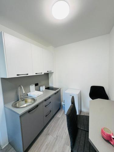 Apartman Palermoにあるキッチンまたは簡易キッチン