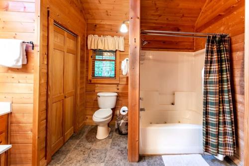 Nice View Fireplace, Hot Tub, Porch Bed, Private photo 33