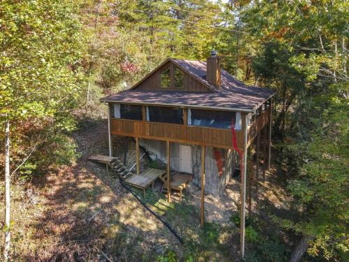 Nice View Fireplace, Hot Tub, Porch Bed, Private photo 49