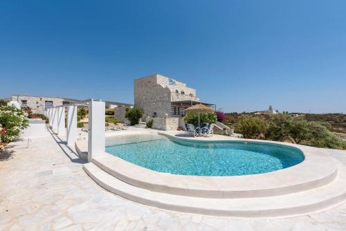 Bazén v ubytování Aegean Seashell Villa nebo v jeho okolí