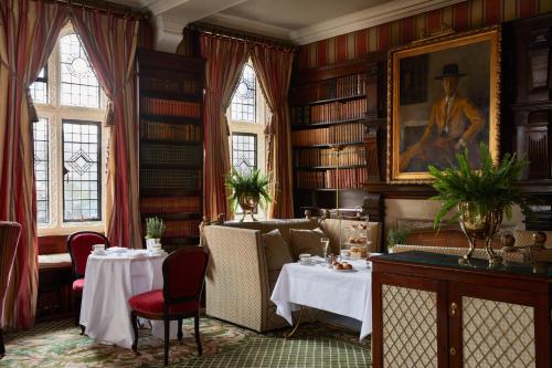 Milestone Hotel Kensington photo 91