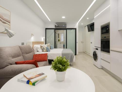 Seaweed Beach Home By CanariasGetaway