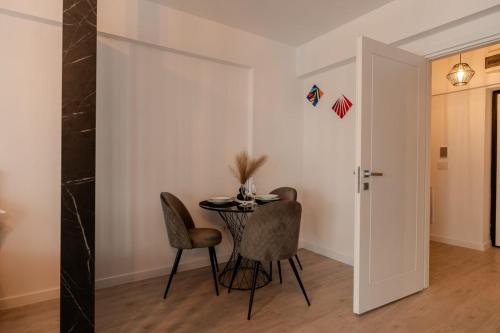 Gambar di galeri bagi Blvd Ivory Pipera ap 8b7 di Bucharest