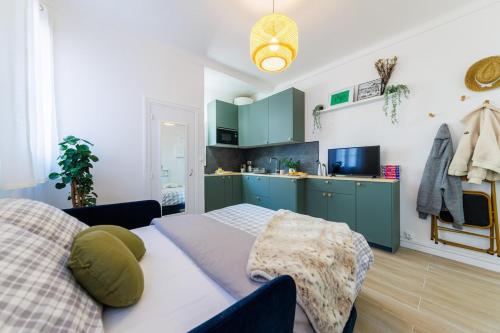 Charmant studio refait à neuf quartier du port