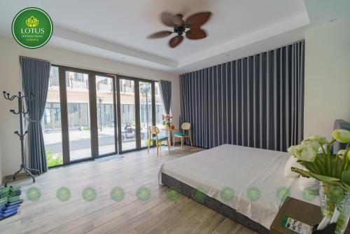 Katil atau katil-katil dalam bilik di Lotus Hotel Vuon Vua Phu Tho