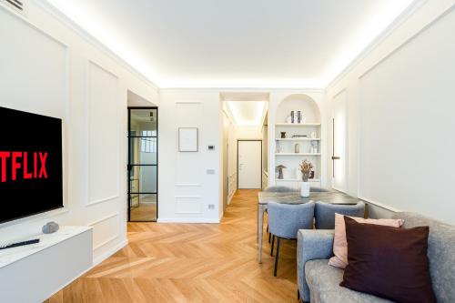 Lumen Milano - Skyline View Attic