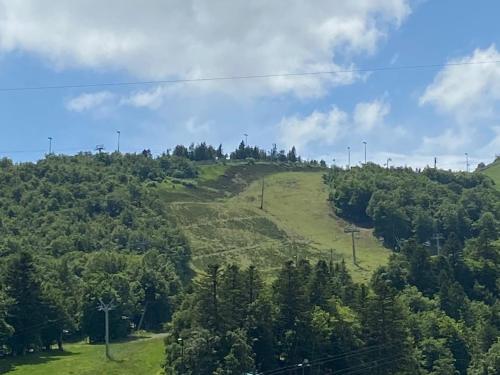 Studio au cœur de Super Besse, idéal pour 2-4 personnes, près des pistes et commerces - FR-1-814-117
