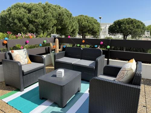 Sol-y-Days Cyprianes grande terrasse avec piscine