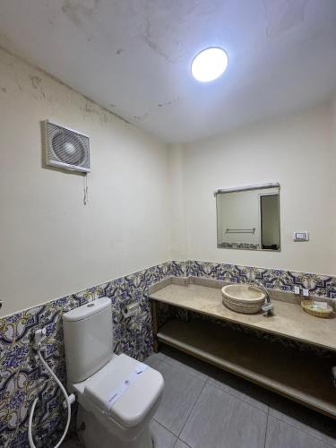 Un baño de New Star Zamalek Hotel